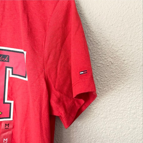 Tommy Jeans Red Embroidered Varsity Short Sleeve Crew New Neck T-Shirt Medium - Picture 5 of 10